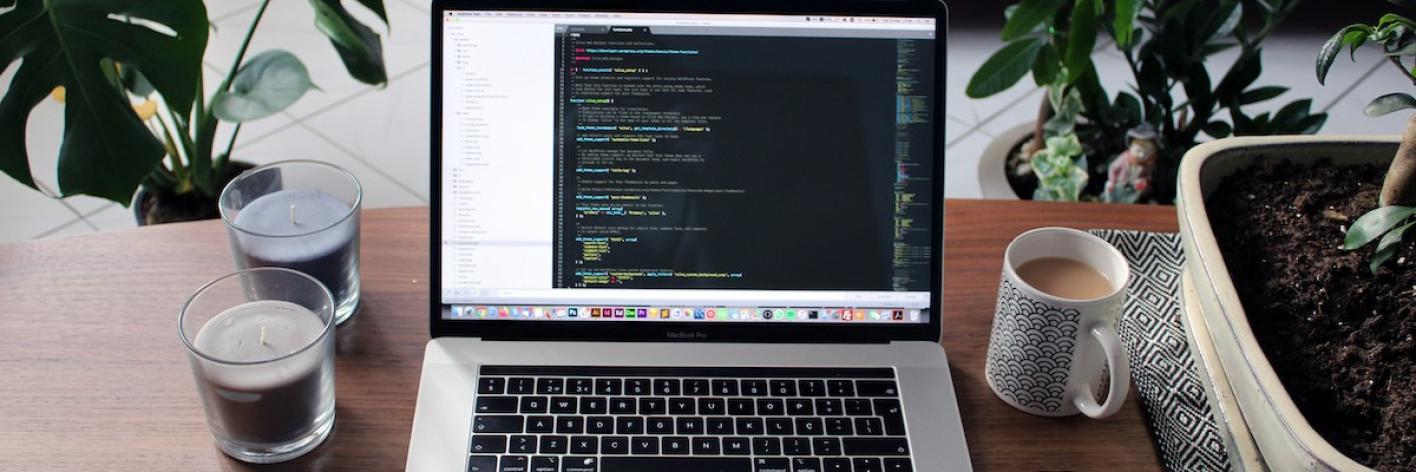 Laptop met code