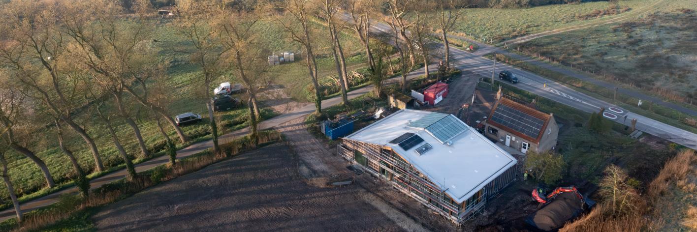 Luchtfoto Bezoekerscentrum Brugs Polderland - De Pulse
