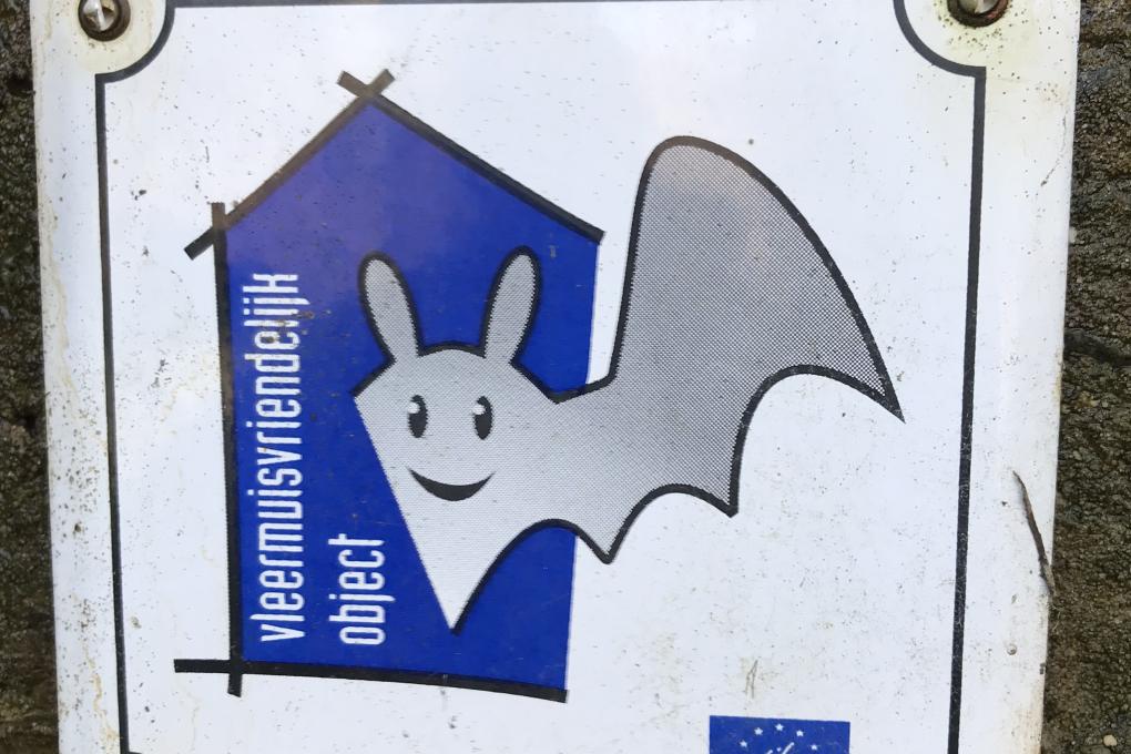 Vleermuizenverblijf bordje